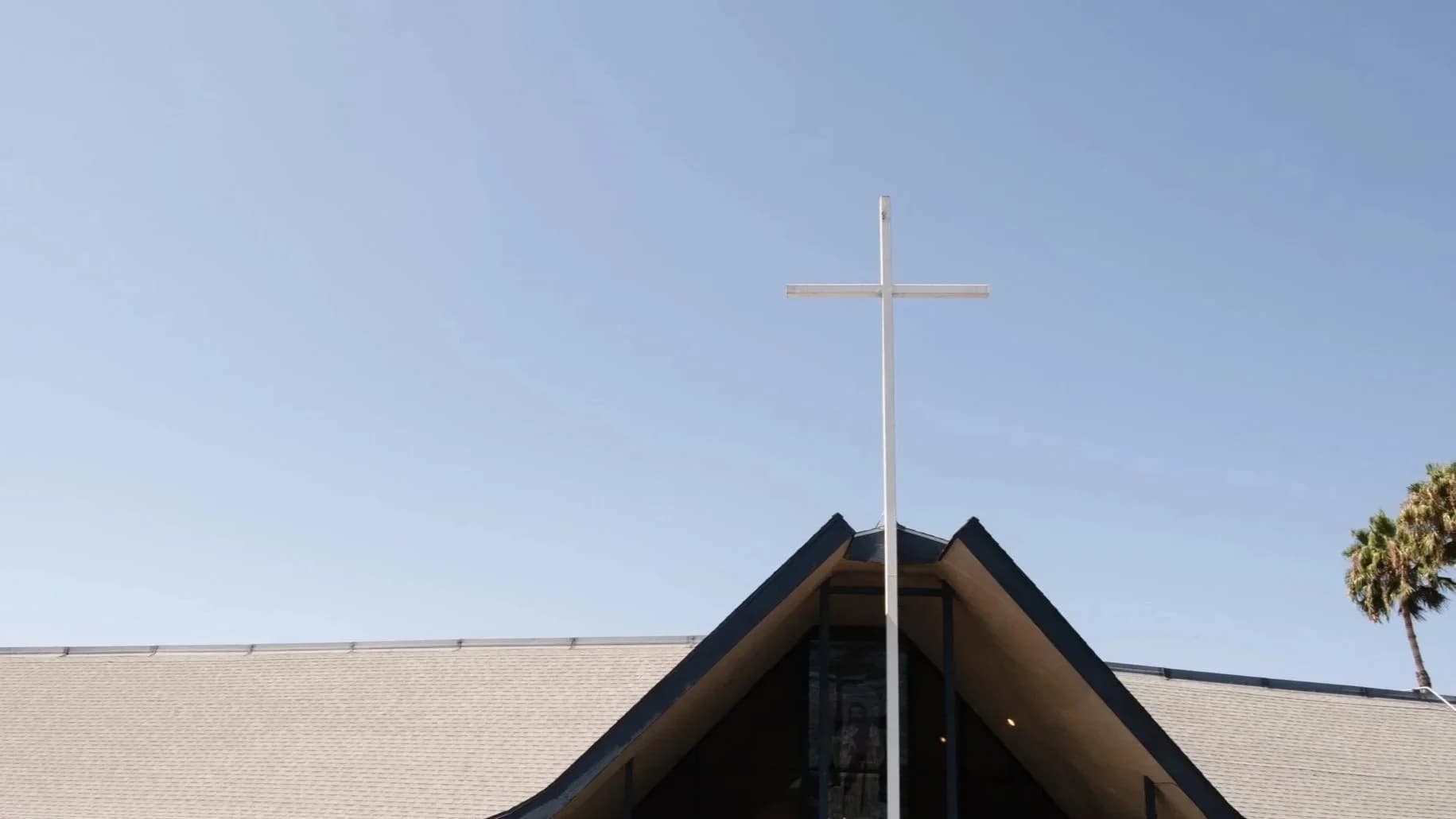 Redeemer Heights church building